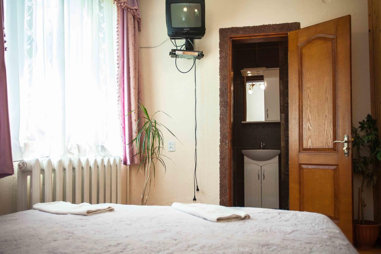Lisoviy Zatyshok, Z Vidkrutum Litnim Baseynom Ξενοδοχείο Slavske Εξωτερικό φωτογραφία